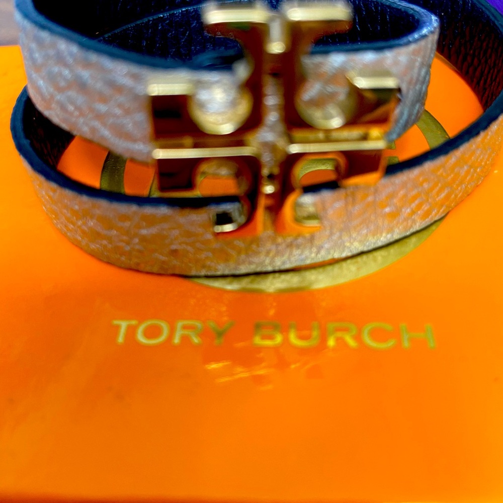 Double wrap Tory Burch reversible bracelet